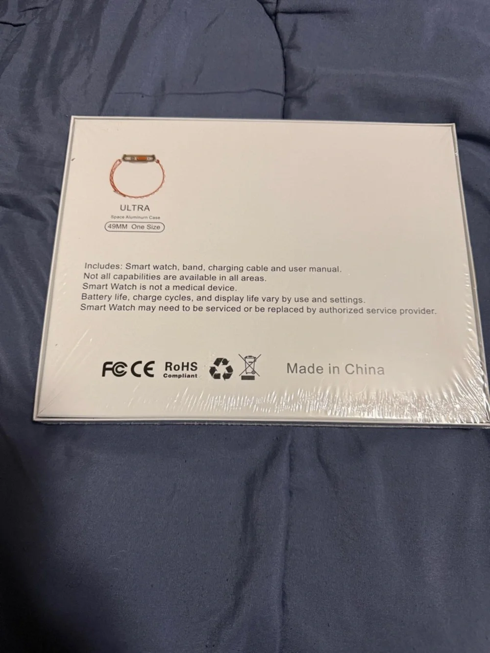 i20 Ultra 3 Max Suit Smartwatch + Earphones - White & Gold